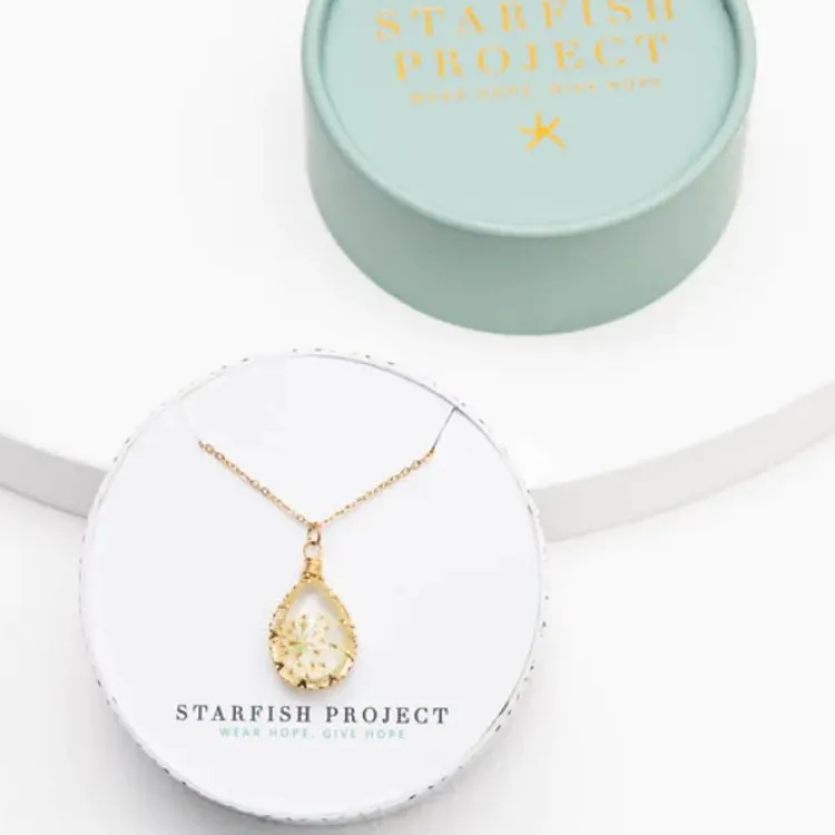 Fashion Blossom Necklace Fight Trafficking | Necklaces