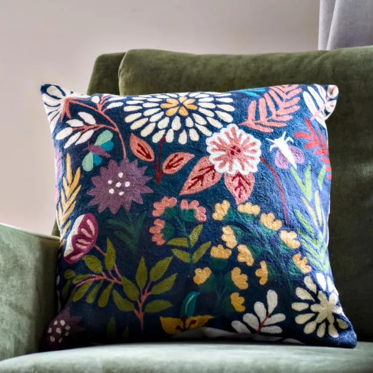 Fashion Botanical 18” Chainstitch Pillow Navy Pillows