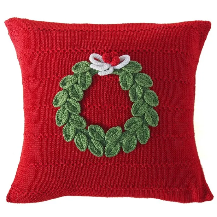 Fashion Green Wreath 10″ Pillow Pillows