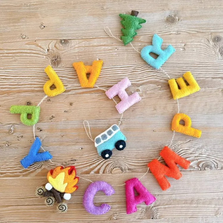 Outlet Happy Camper Felt Garland Garlands