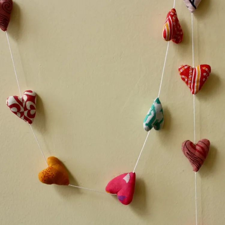 Discount Kantha Heart Garland Garlands | Wall Decor