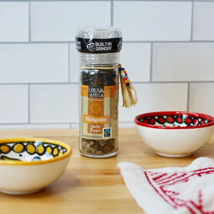 Best Madagascar Garlic Pepper Grinder Food | Chef Accessories