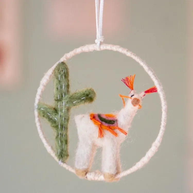 Clearance Mini Wreath Llama Wall Decor