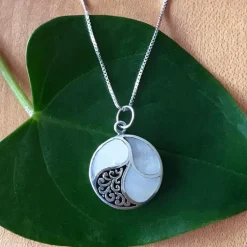 Discount Mother of Pearl Necklace Necklaces