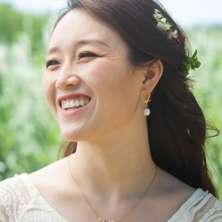 Outlet Pretty-in-Pearl Earrings Fight Trafficking | Earrings