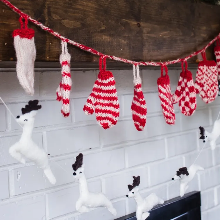 Sale Santa & Reindeer Felt Garland Garlands