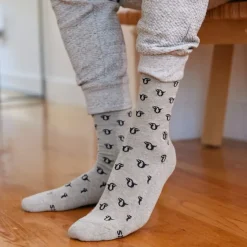 Hot Socks That Protect Penguins Socks