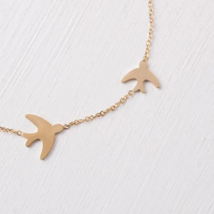 Online Sparrow Gold Necklace Fight Trafficking | Necklaces