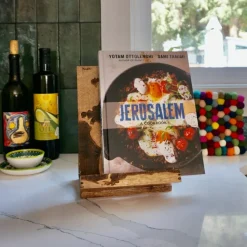 Fashion World Tablet and Book Stand Chef Accessories